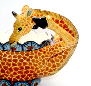 Upside down giraffe bowl