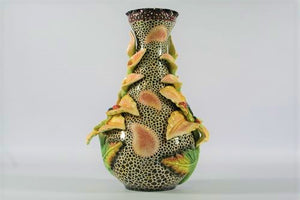Medium dotted vase with flower