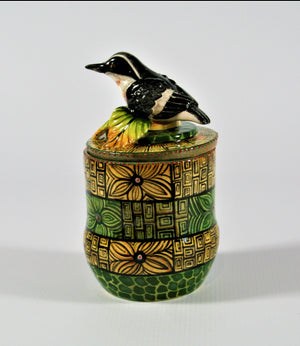 White chested robin jewellery box