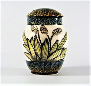 Protea bud & thorny leaves urn