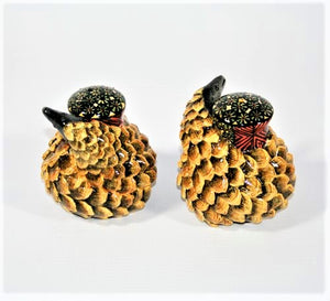 Round belly Pangolin salt & pepper set