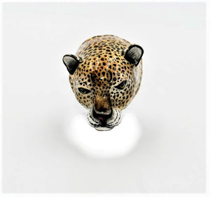 Leopard 3 magnet