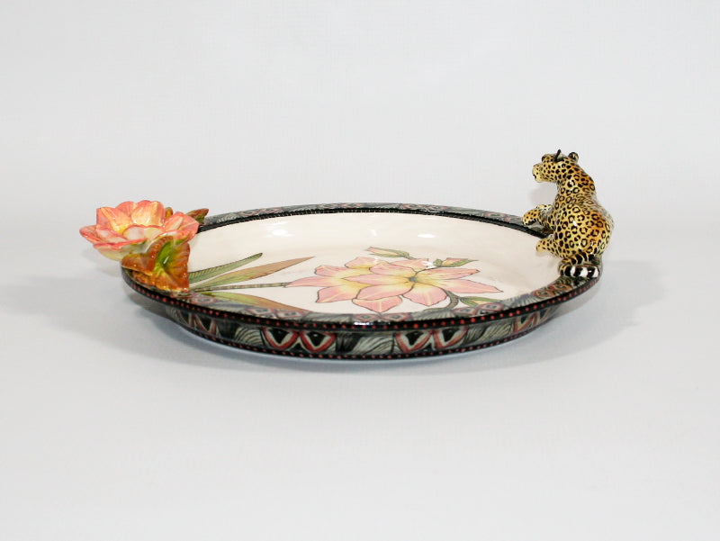 Leopard platter full body
