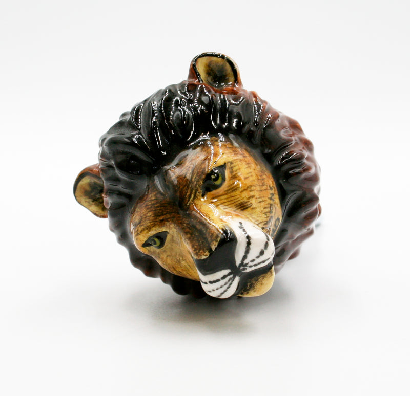 Lion with pink lilac base wine bottle stopper