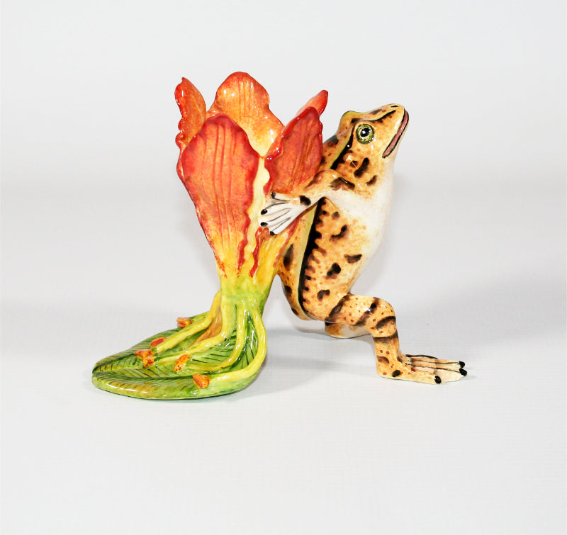 Brown frog with orange and yellow lily toothpick holder