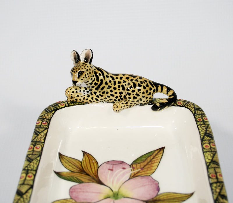 Serval rectangular platter on legs