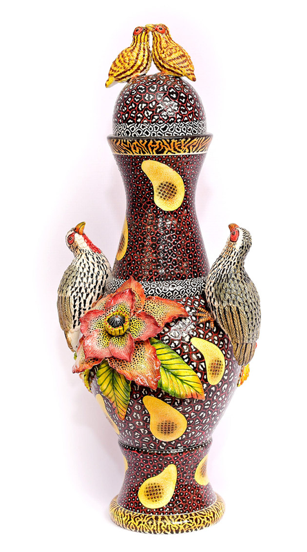 Francolin and salmon flowers vase