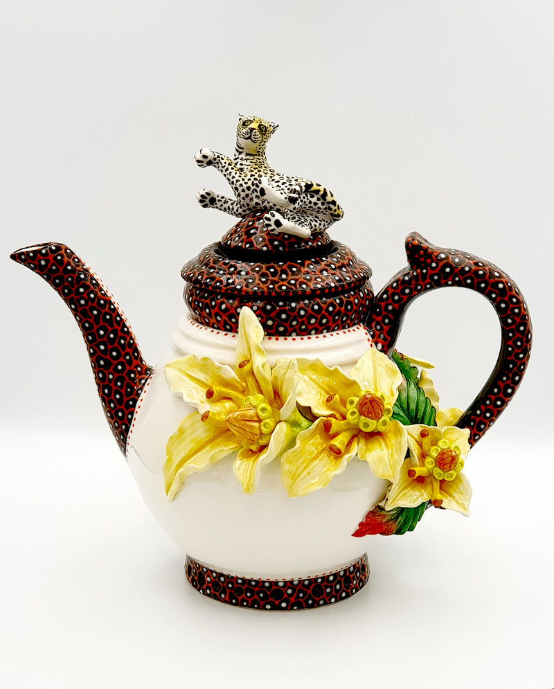 Yellow flower and leopard tea pot