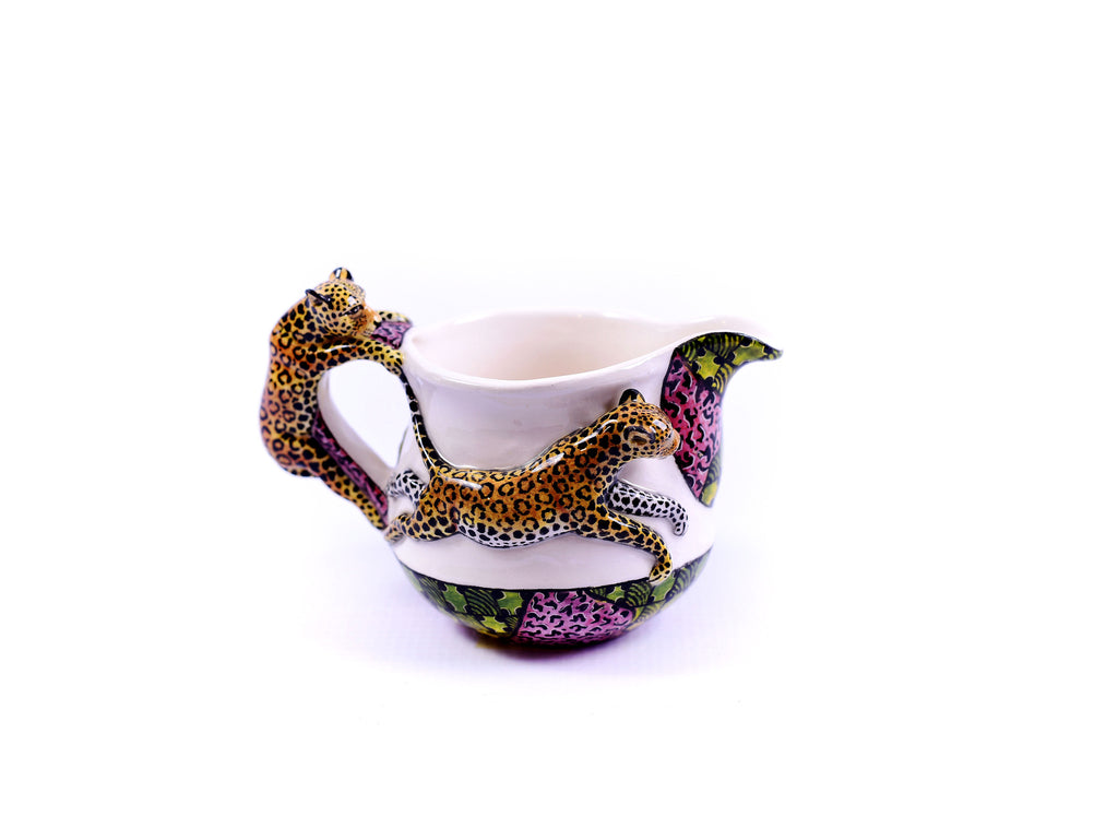 Leopards on jug