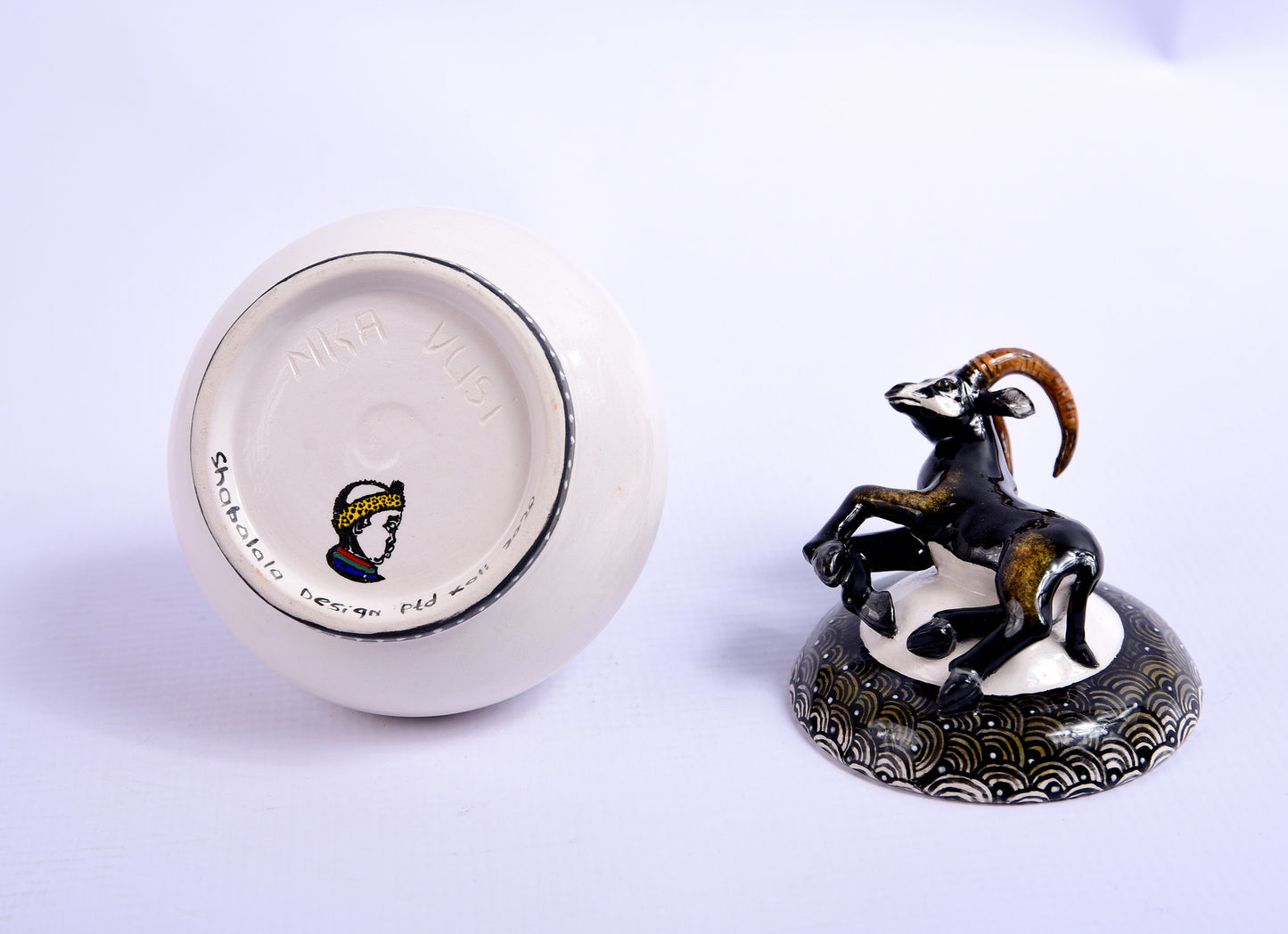 Sable Antelope domed lid jewellery box