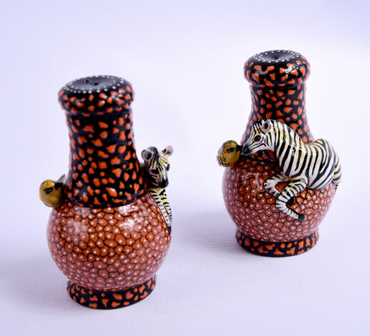 Zebra and birds salt and pepper set