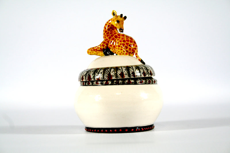 Domed lid giraffe jewellery box
