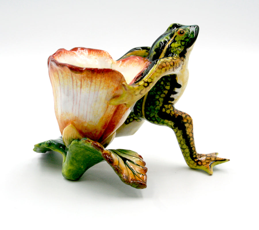 Green leaping leopard frog toothpick holder