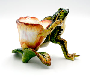 Green leaping leopard frog toothpick holder