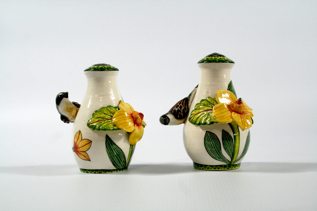 Bird and yellow flower salt & pepper set