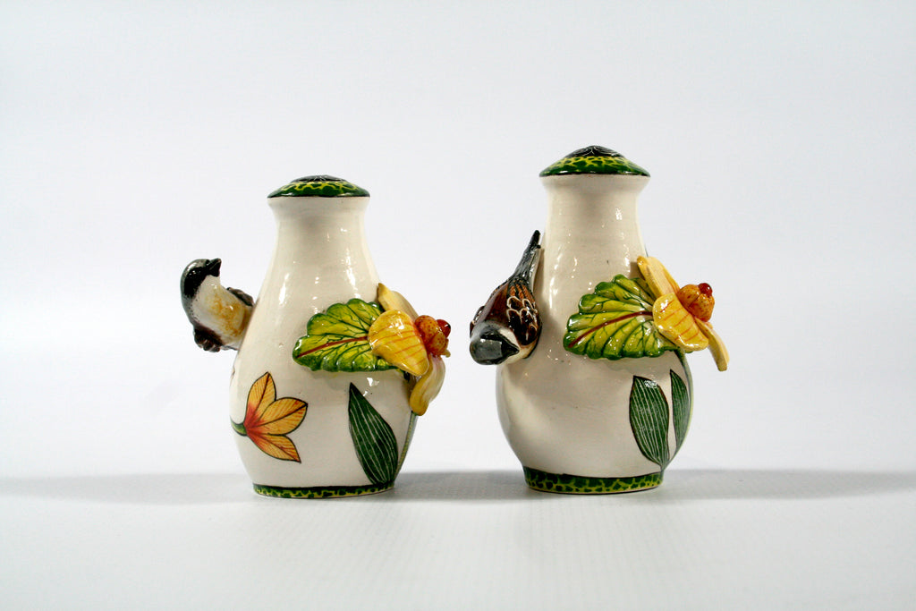 Bird and yellow flower salt & pepper set