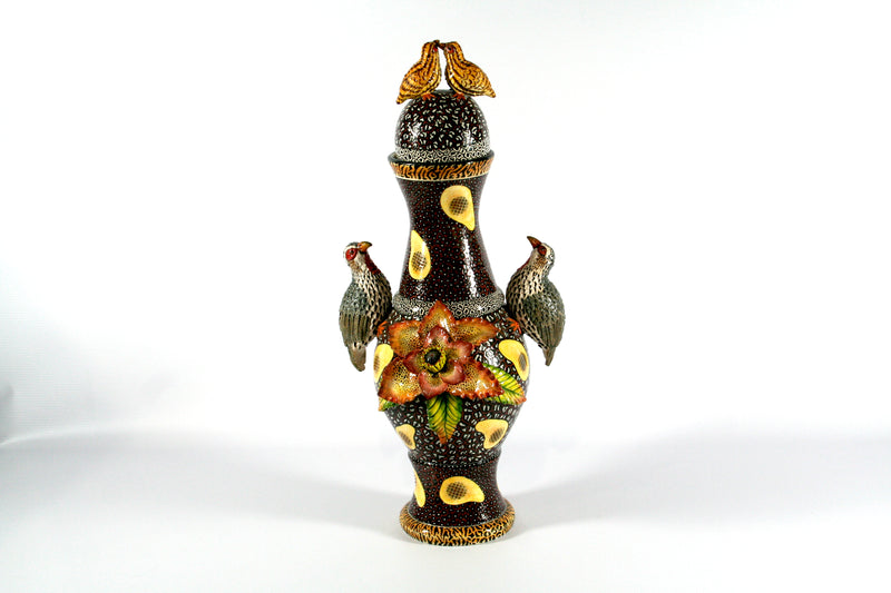 Francolin and salmon flowers vase