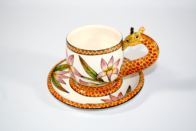 Giraffe tea cup & saucer