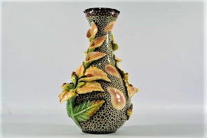 Medium dotted vase with flower