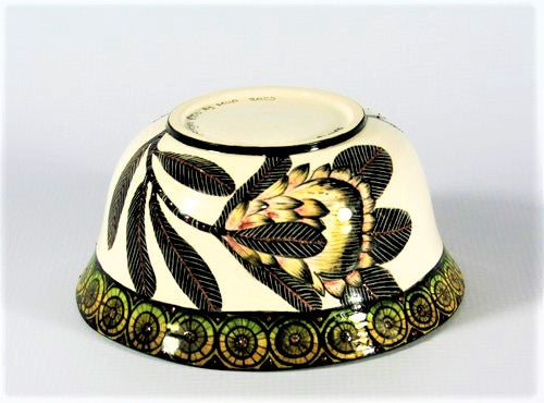 Protea flower bowl with circle pattern rim