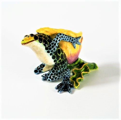 Purple calla lily and frog candlestick