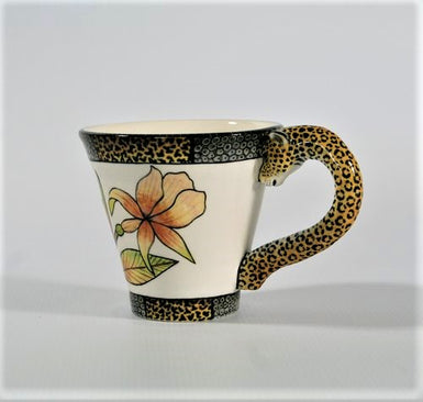 Leopard handle mug