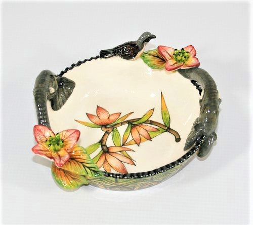 Small elephant serving bowl