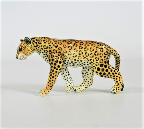 Small walking leopard